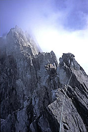 Traversing the crest to the summit of Challenger. Photo  Dan Aylward 