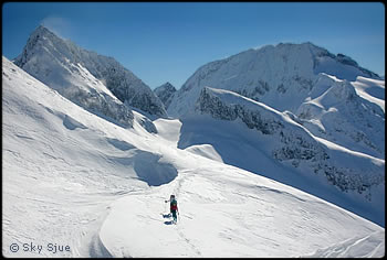 Cache Col in winter. Photo © Sky Sjue