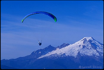 Soaring from Sauk Mountain. © Lowell Skoog