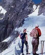 Frank de Saussure and Joe Firey below Crooked Thumb, 1960. Photo © CL Firey. 