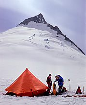 Camp on Baird Glacier, Alaska, 1975. Photo © Knudson Photographic Trust.