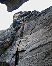 Rolf Larson leading the 3rd pitch on Tillie’s Tower, North Arte.  Photo © Eric Wehrly.