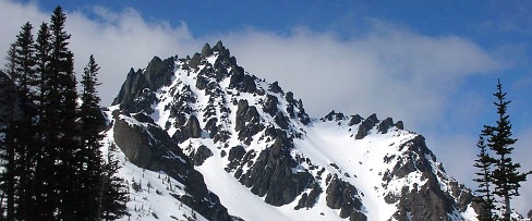 Sundial Peak from Royal Basin. The ESE Face descends the right side of the picture. Photo © Sky Sjue.