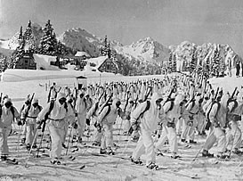 Members of the 87th Infantry training at Paradise in 1942.