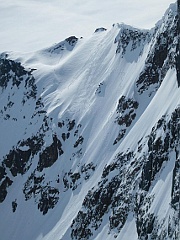 Ski tracks on Chiwawa Mountain. Photo © John Plotz.
